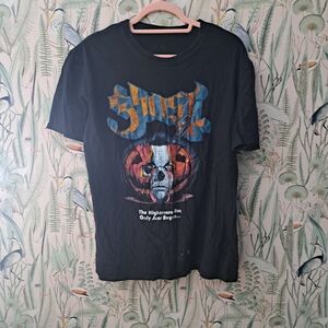 Ghost Men's Black Graphic Tee with Skull Design